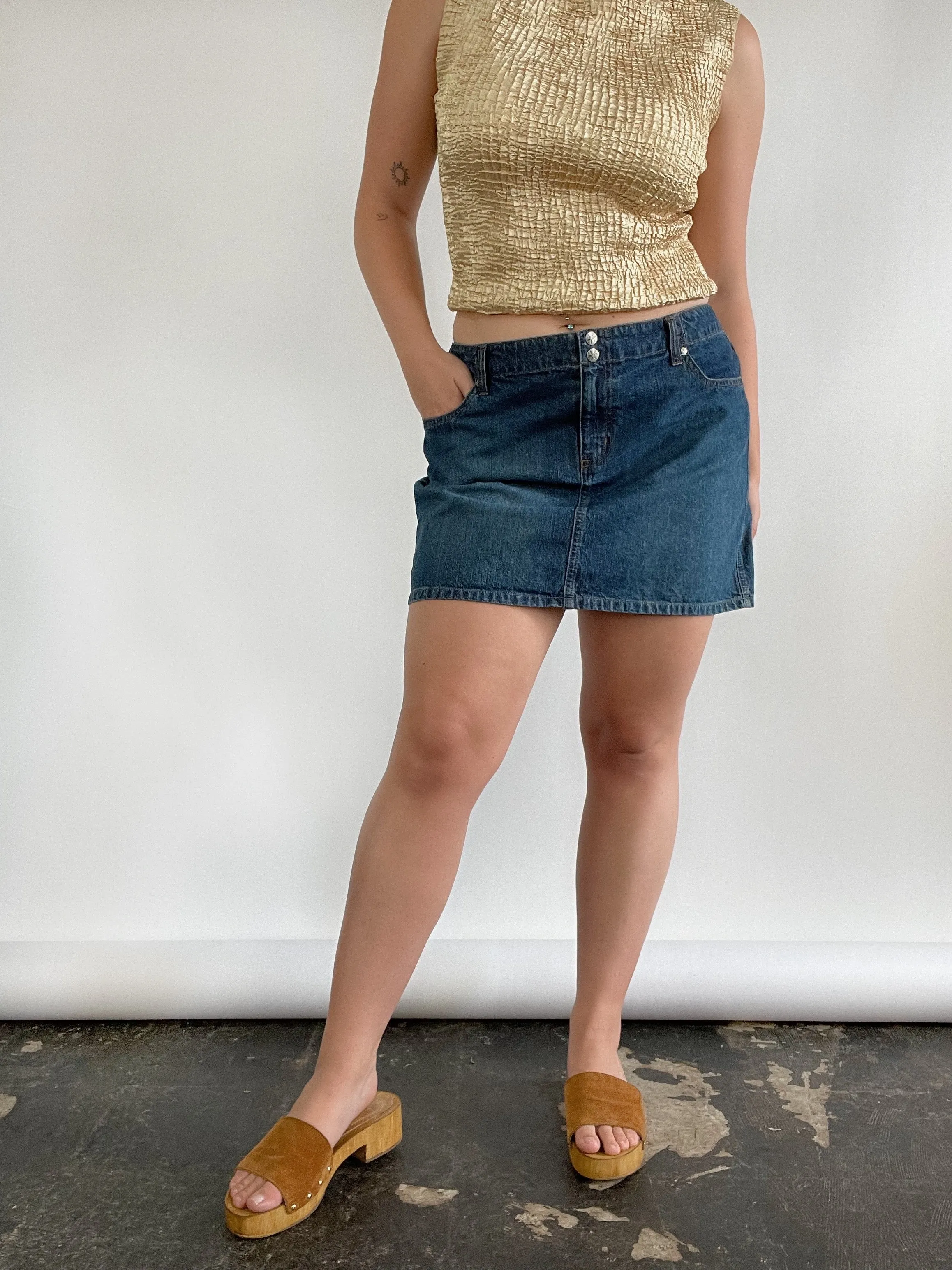 Low Rise Denim Mini Skirt (XL)
